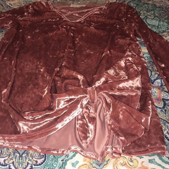 Velvet Top - Picture 2 of 4